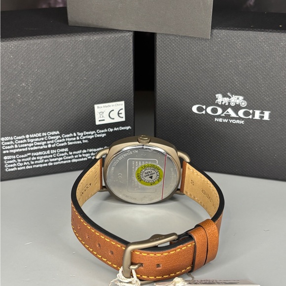 COACH Tatum men's watch 40mm
(Except reasonable offers) - Picture 5 of 5